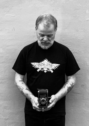 Niels Bachmann<br>Guitars